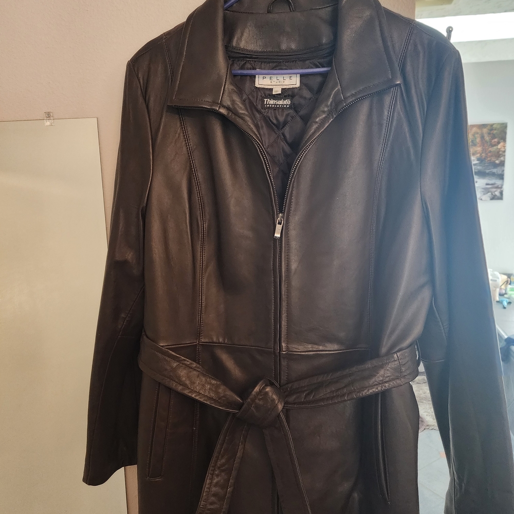 Pelle Studio Black Leather Belted Trench Coat